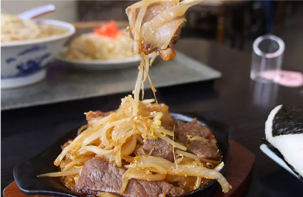 食堂ニューミサ