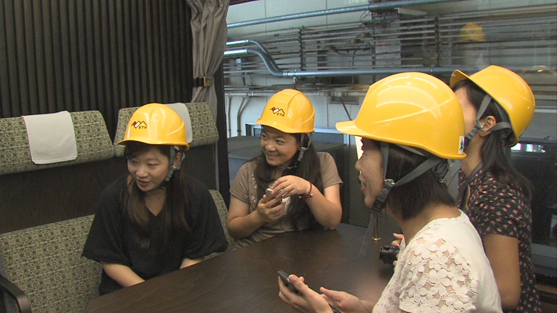 海外旅行会社がトキ鉄「雪月花」視察　