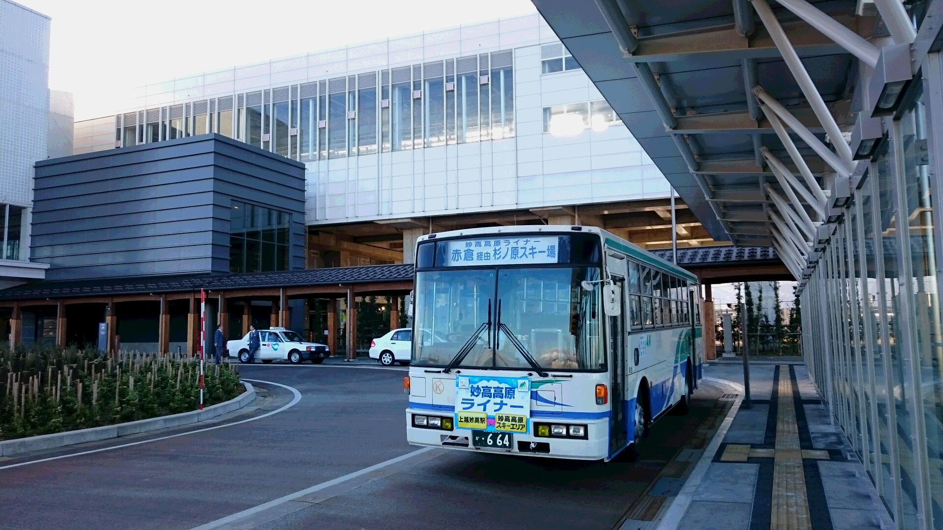 上越妙高駅から妙高スキー場へバス運行　23日から毎日！