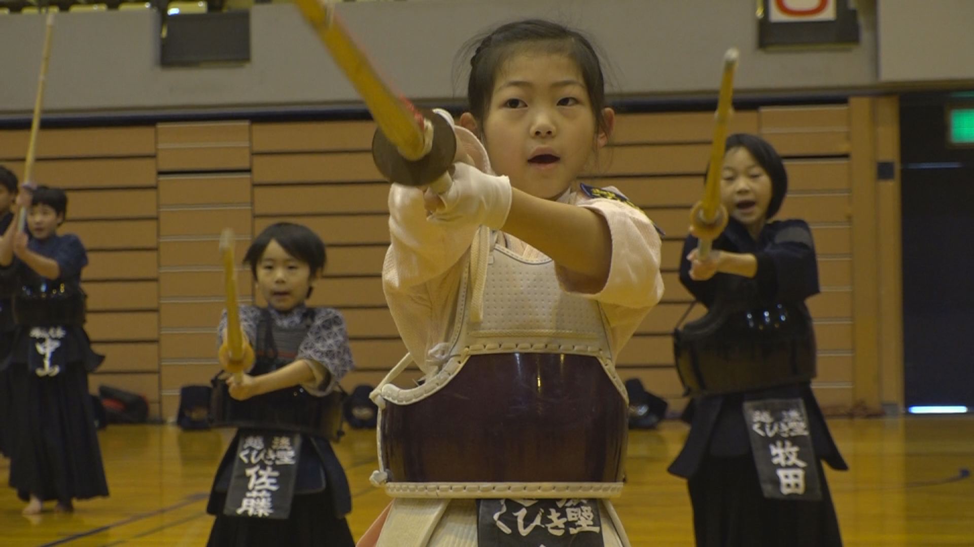 １年の健闘を祈願　上越市剣道連盟が初稽古