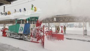 トキ鉄除雪３
