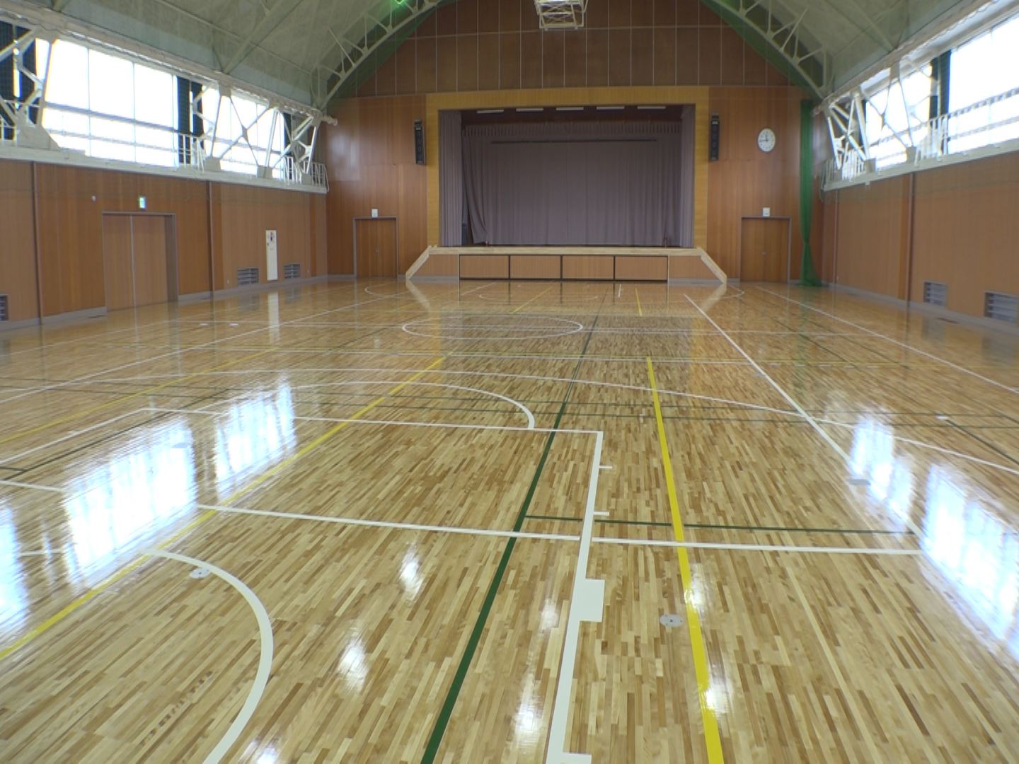 「教育プラザ体育館」一般利用再開