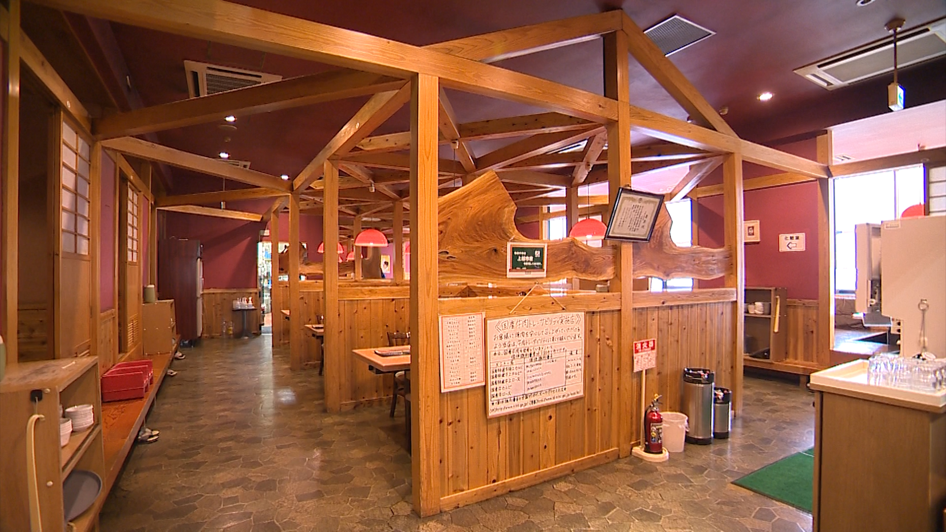 食道園　店内