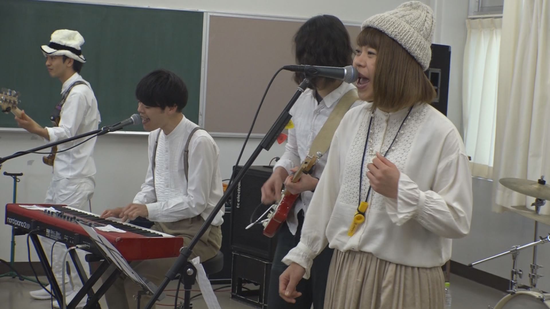 ホタルライトヒルズバンド