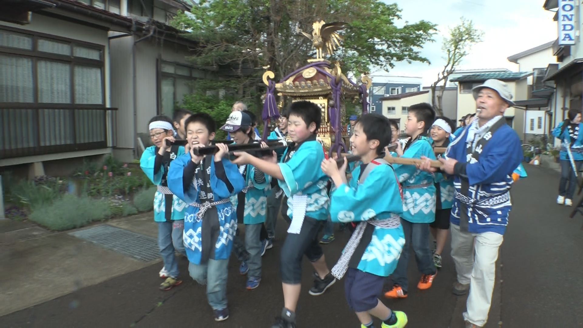 妙高市 白山神社の例大祭「かざまつり」　