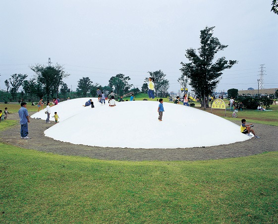 高田公園に新遊具「ふわふわドーム」設置へ