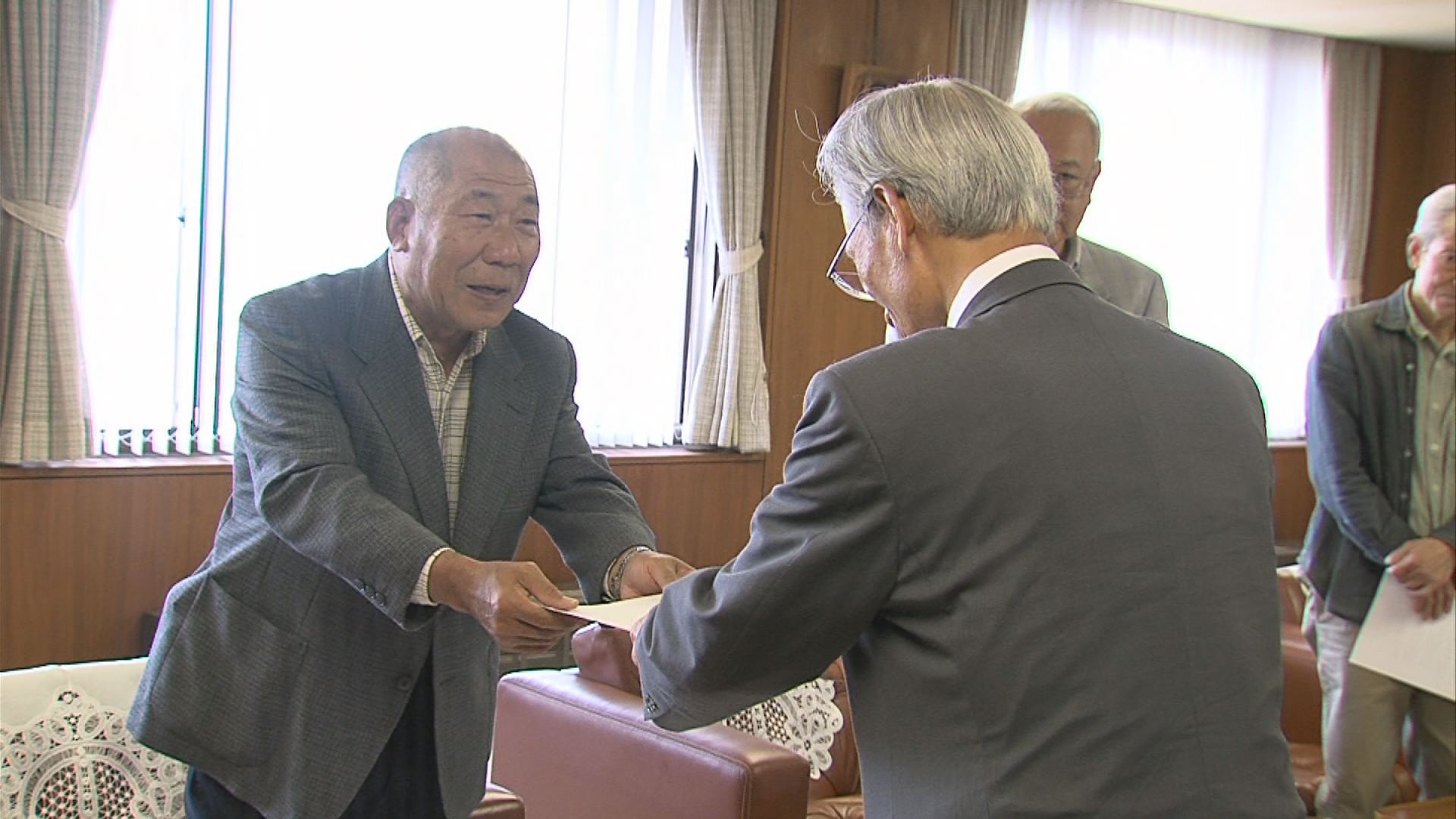政務活動費の使途に疑問 上越市議会に質問書提出