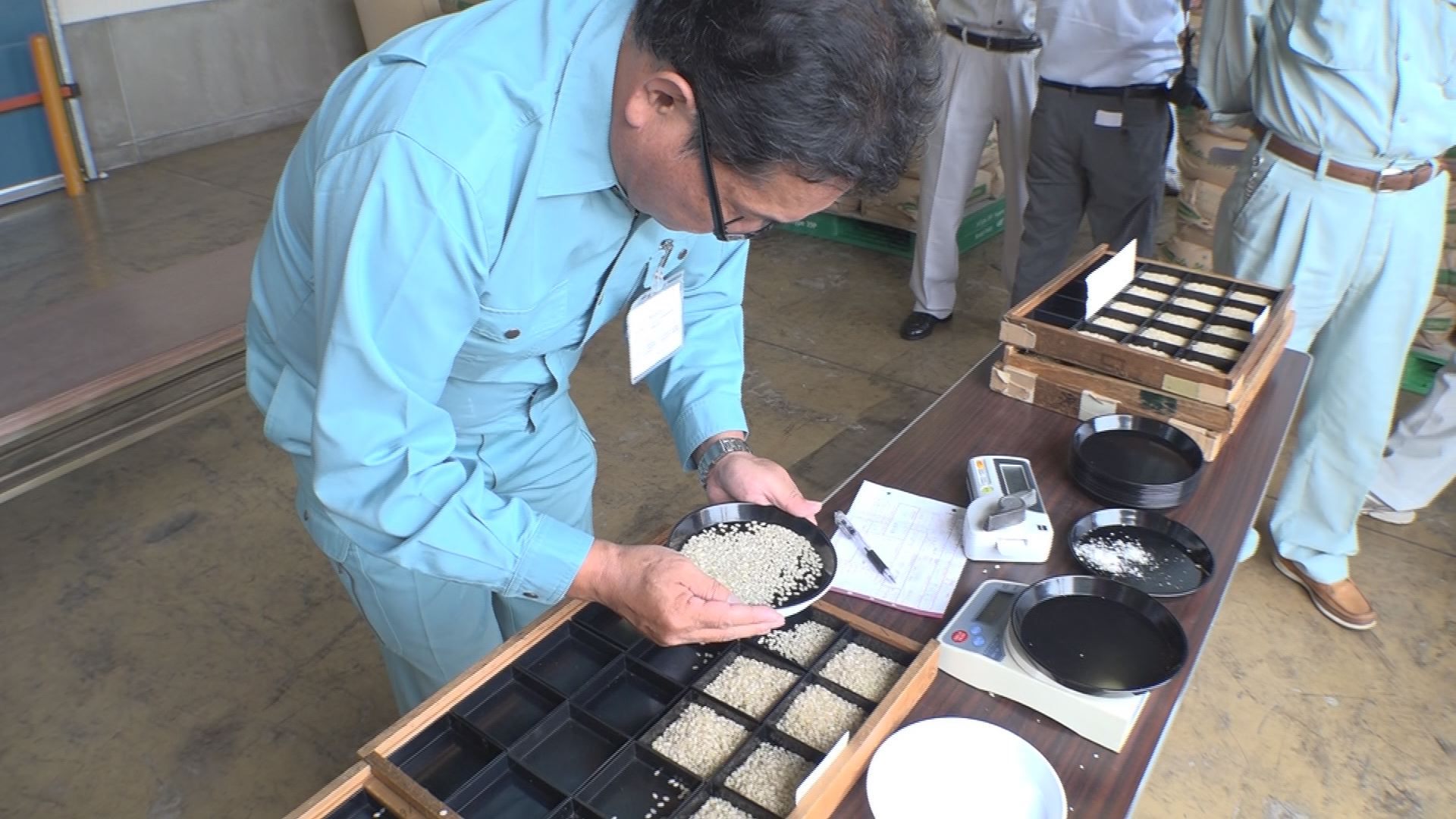 米の初検査 早生品種は一等米スタート！