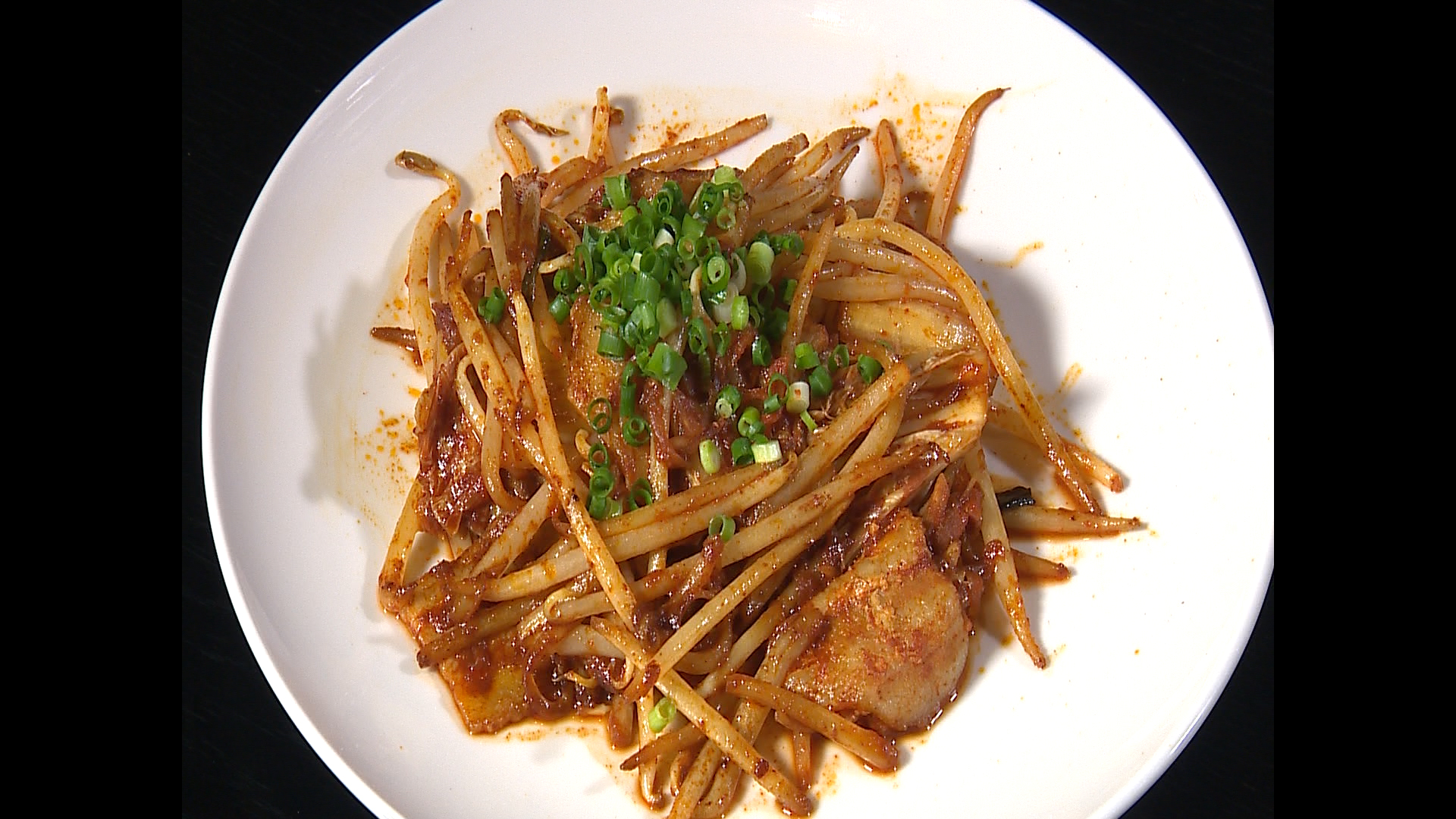 鈴（キムチを使った料理1）