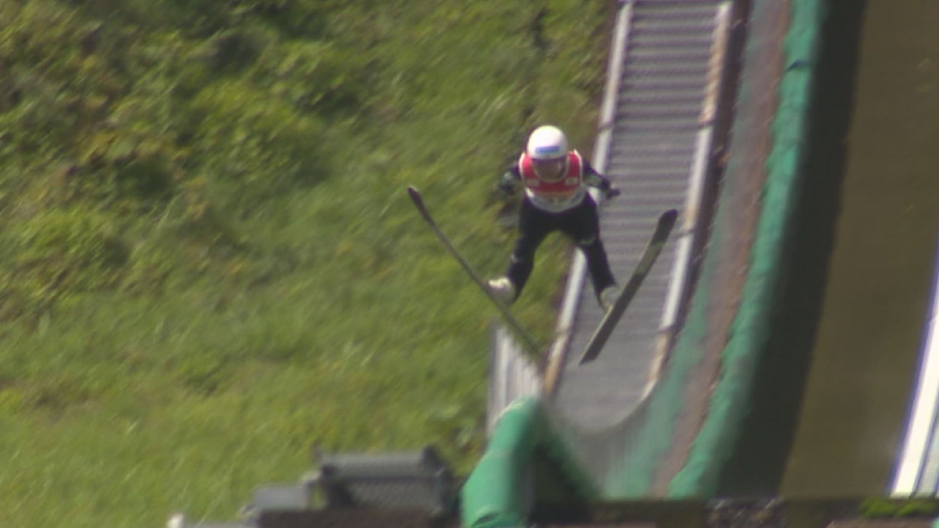 妙高サマージャンプ大会  ソチ五輪選手ら出場
