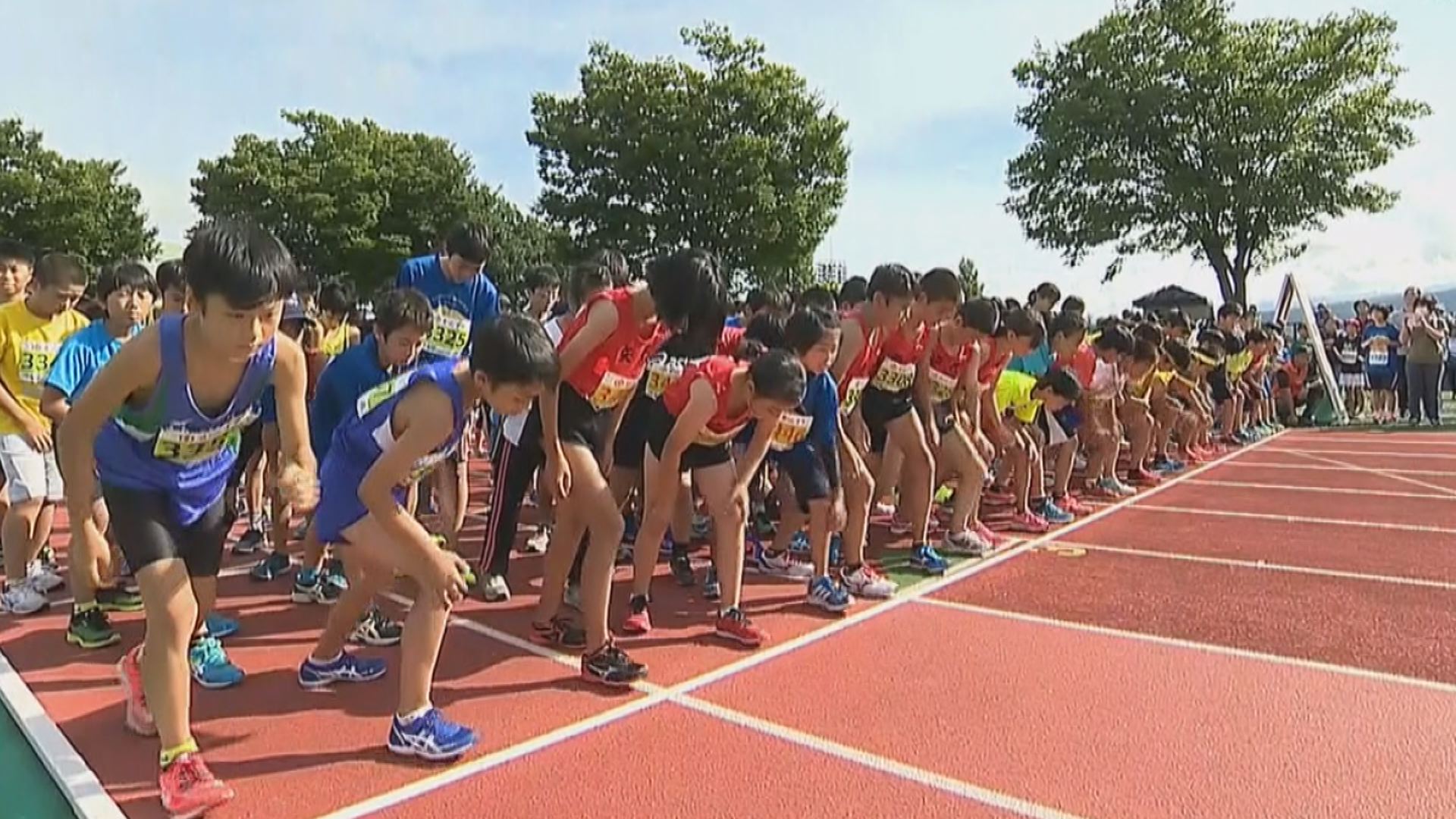秋晴れのなか快走！　越後妙高コシヒカリマラソン大会