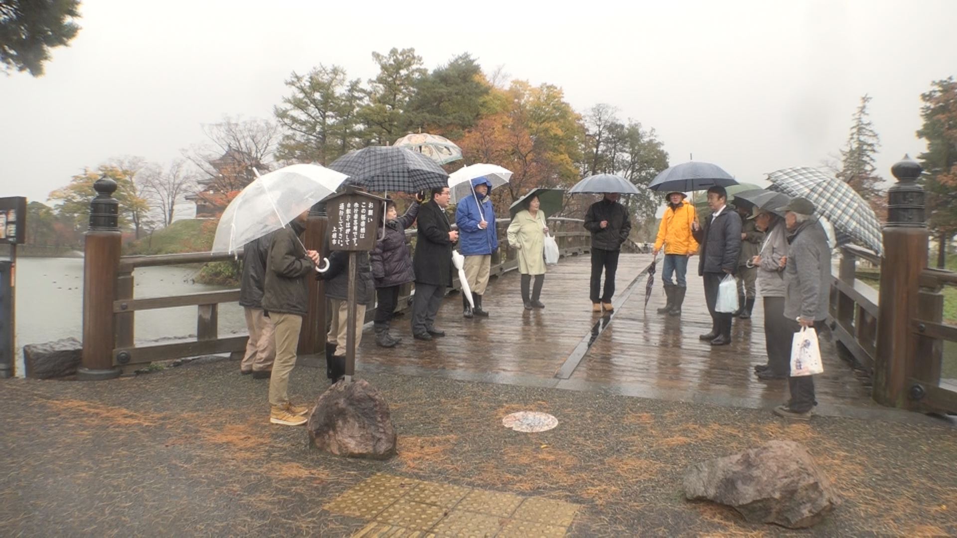 高田城復元目指し 高田公園 視察