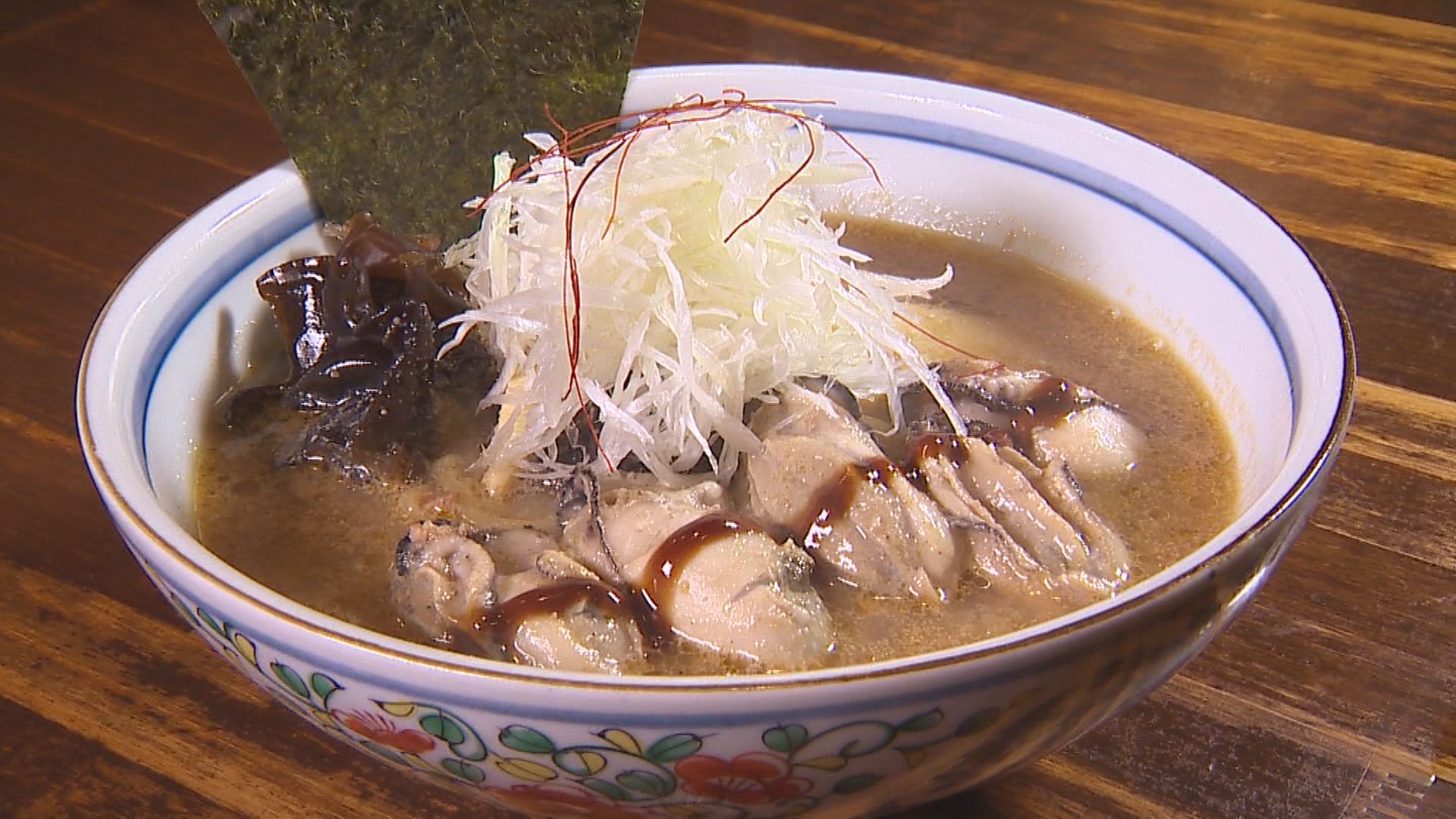 冬期限定 新名物“牡蠣らー麺”