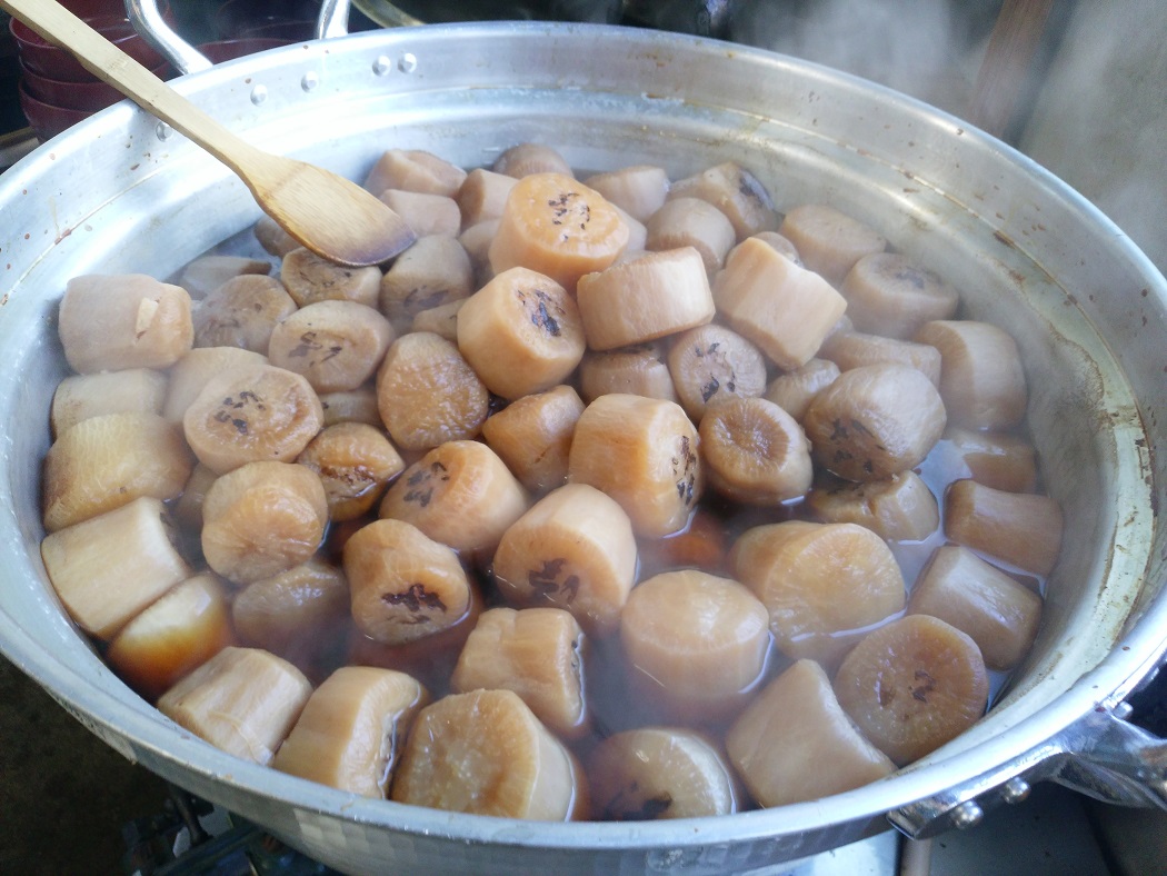 秋の風物詩 「大根焚き」食べて無病息災!