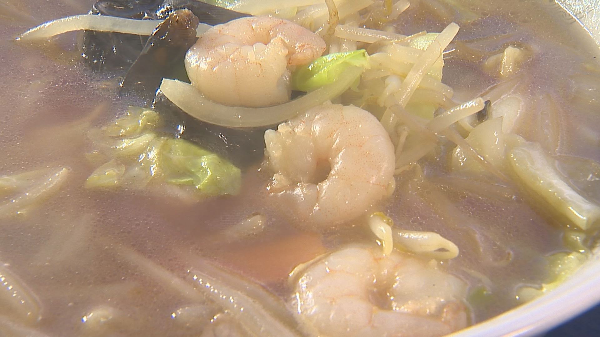 やまだ　海老野菜ラーメン　寄り
