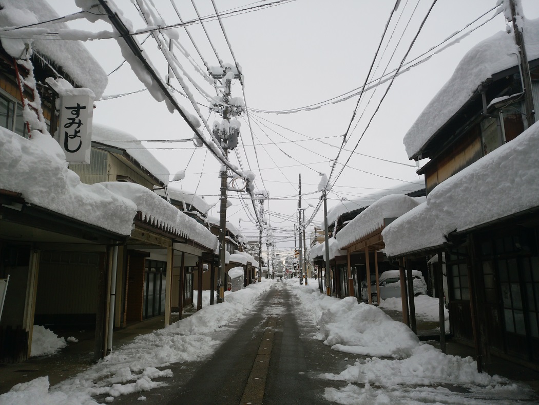 14日明け方にかけて 平野部も含め大雪の所も