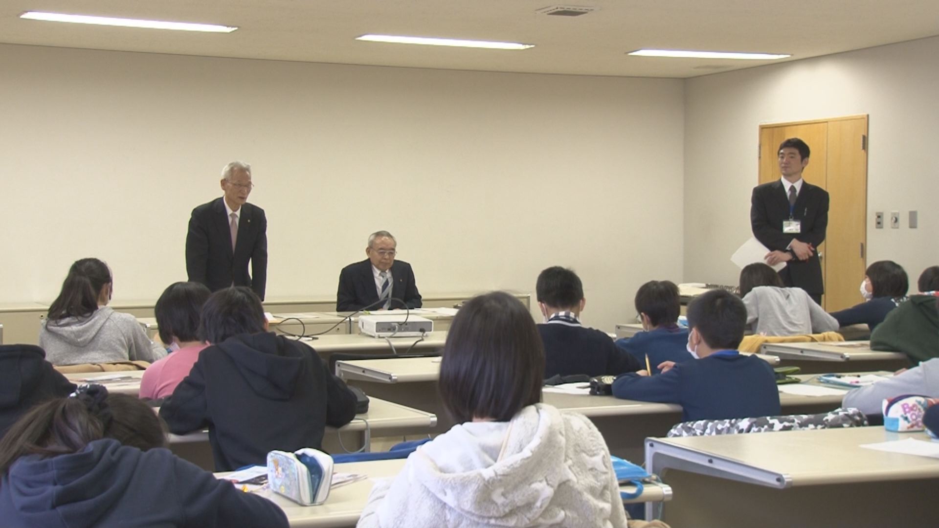180117_針小学校6年生議会学習2