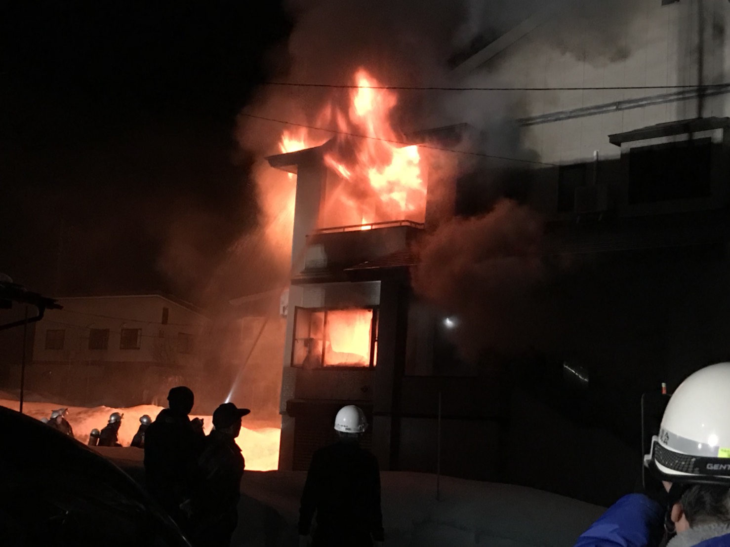 妙高市石塚町で火災 住宅全焼 けが人なし