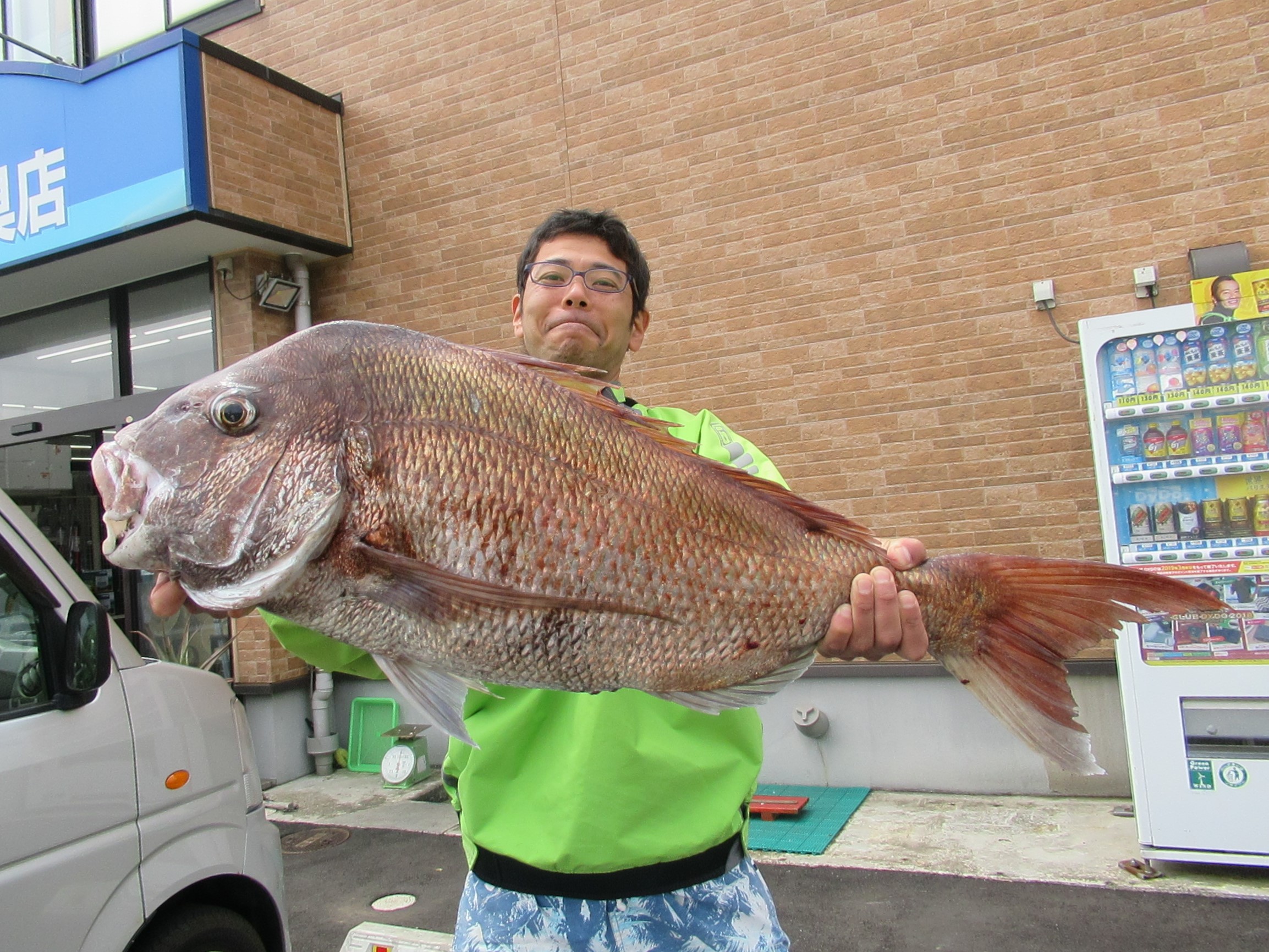 【船】5.8+マダイ8.2kg+カヤック：ヒロカワさん