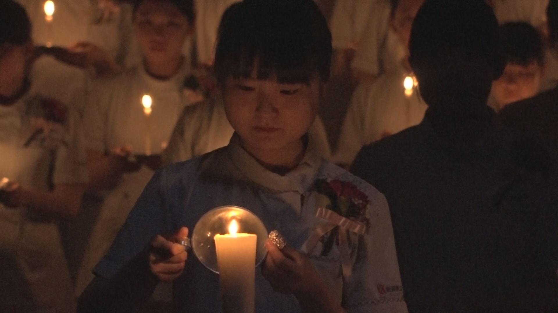 県立看護大「継燈式」 患者と向き合い寄り添うこと誓う！