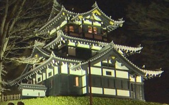 高田城三重櫓 早朝開館＆ライトアップ 7月21日～