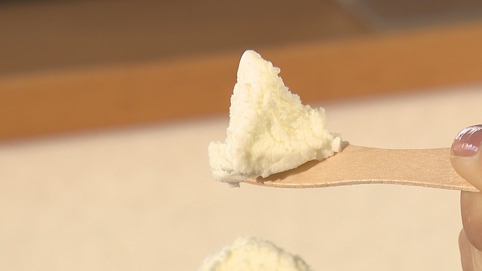 ニーナ　ココナッツパイン上げ