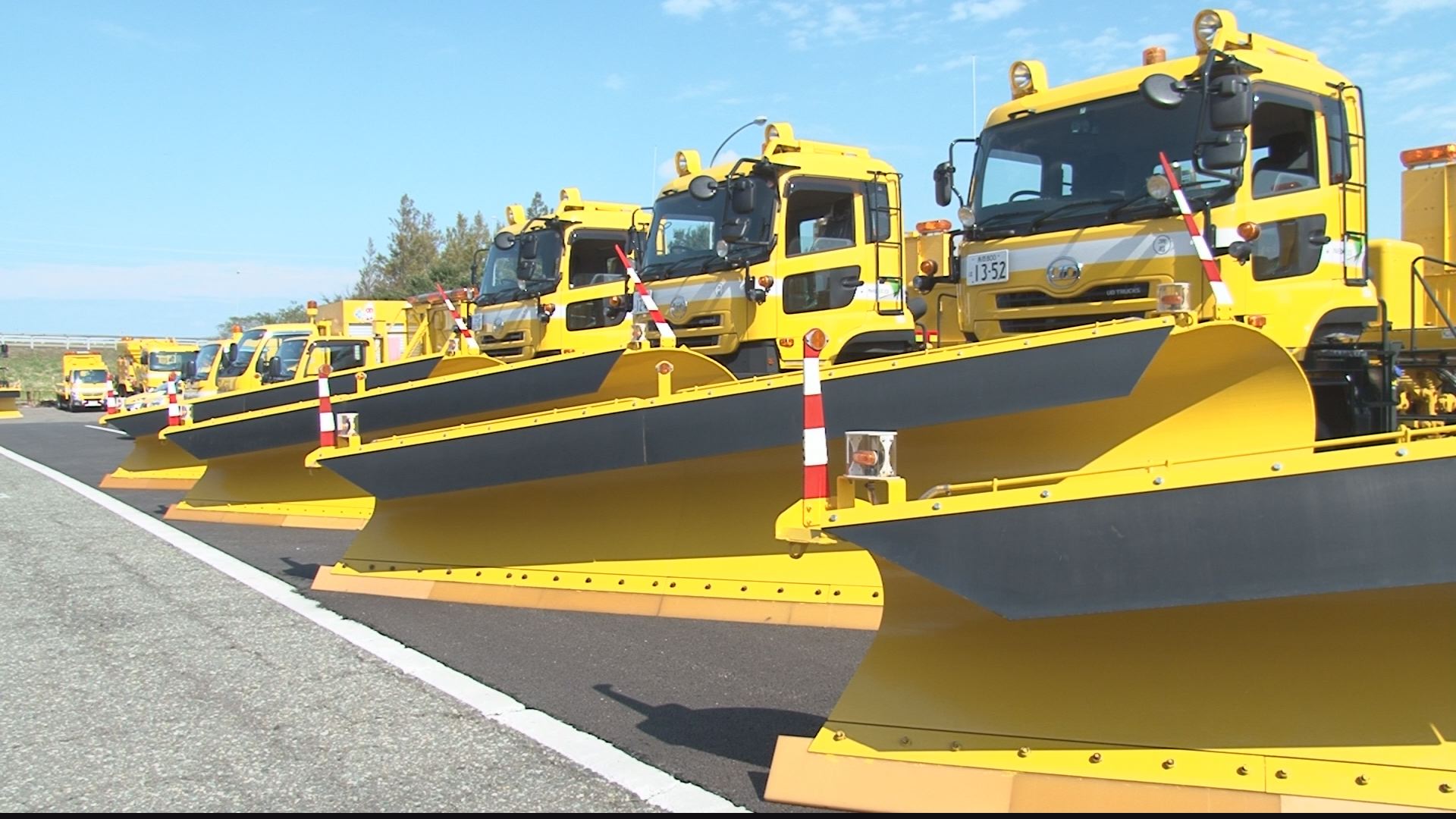 181019_ネクスコ除雪車　出動式2
