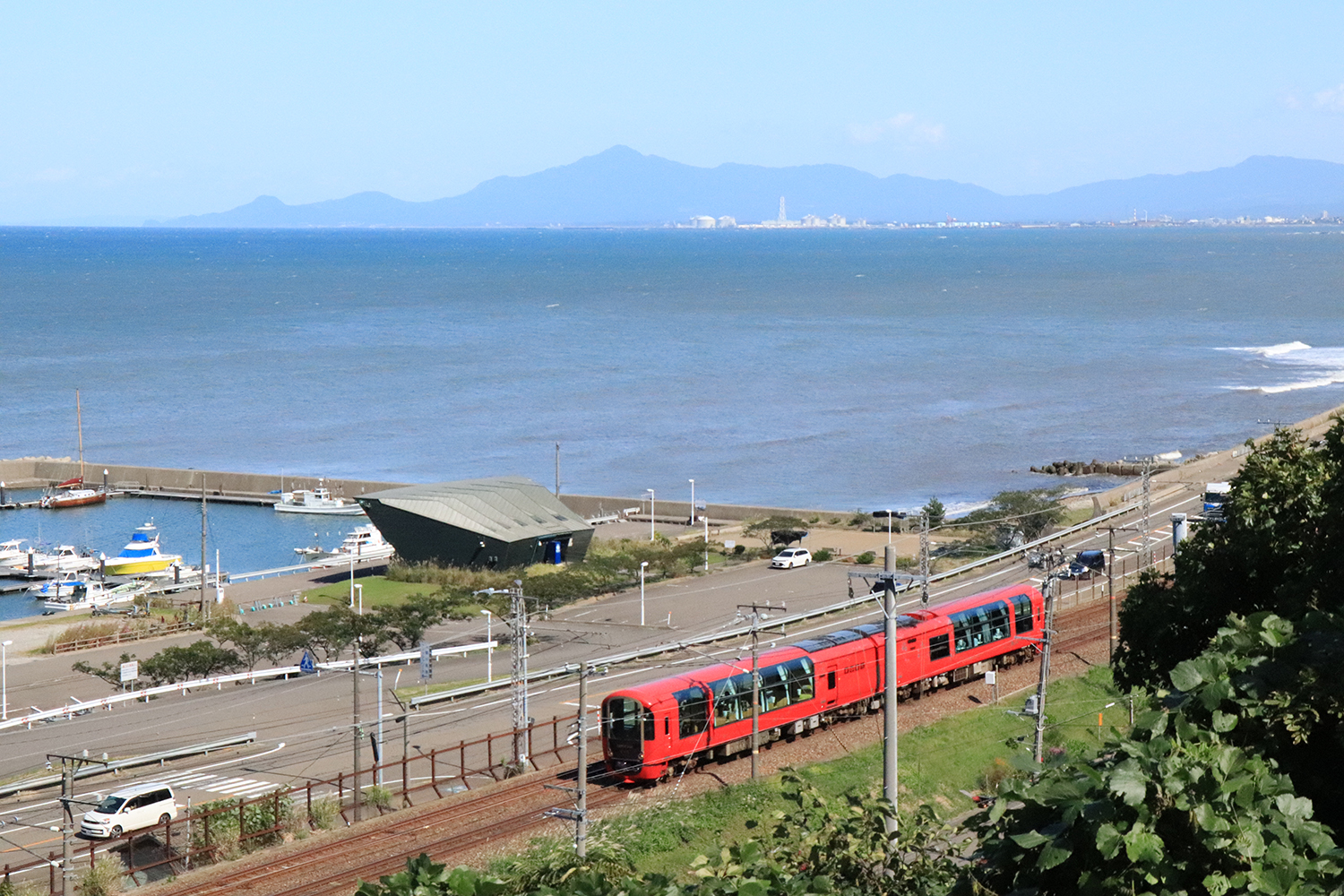 8月：牛山 道夫　様
