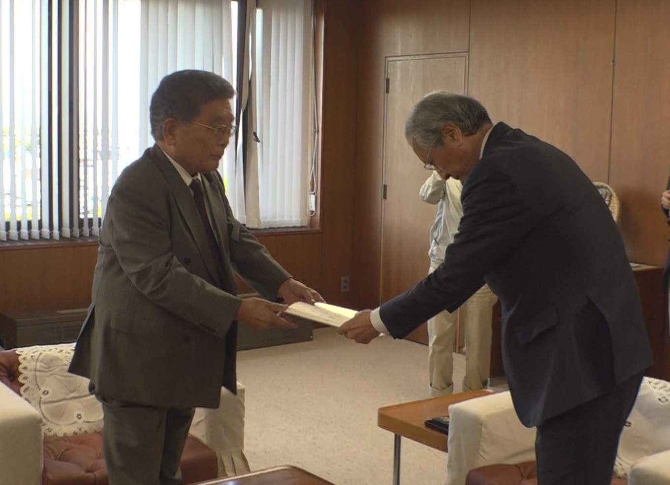 上越市に新しい野球場を！市野球協会が陳情