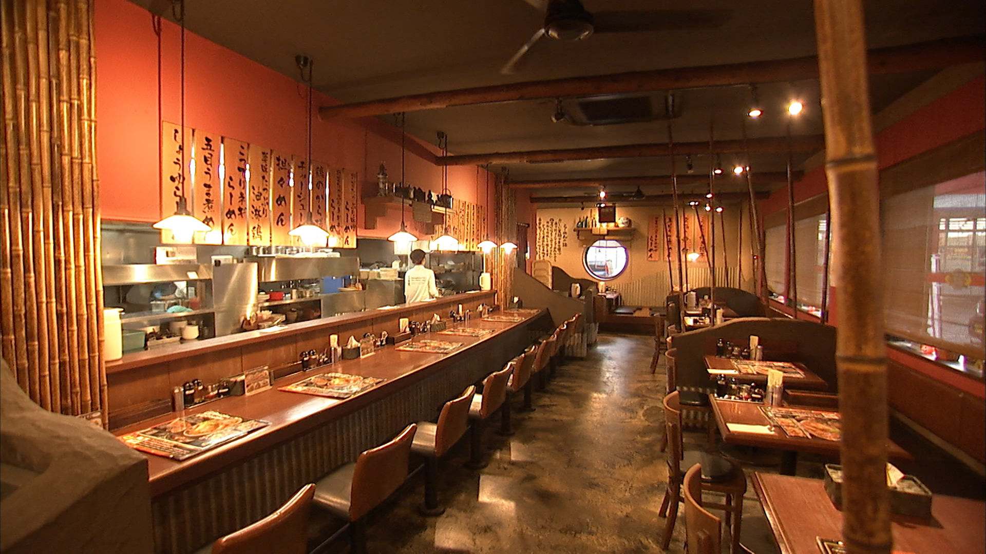 三宝亭（店内）