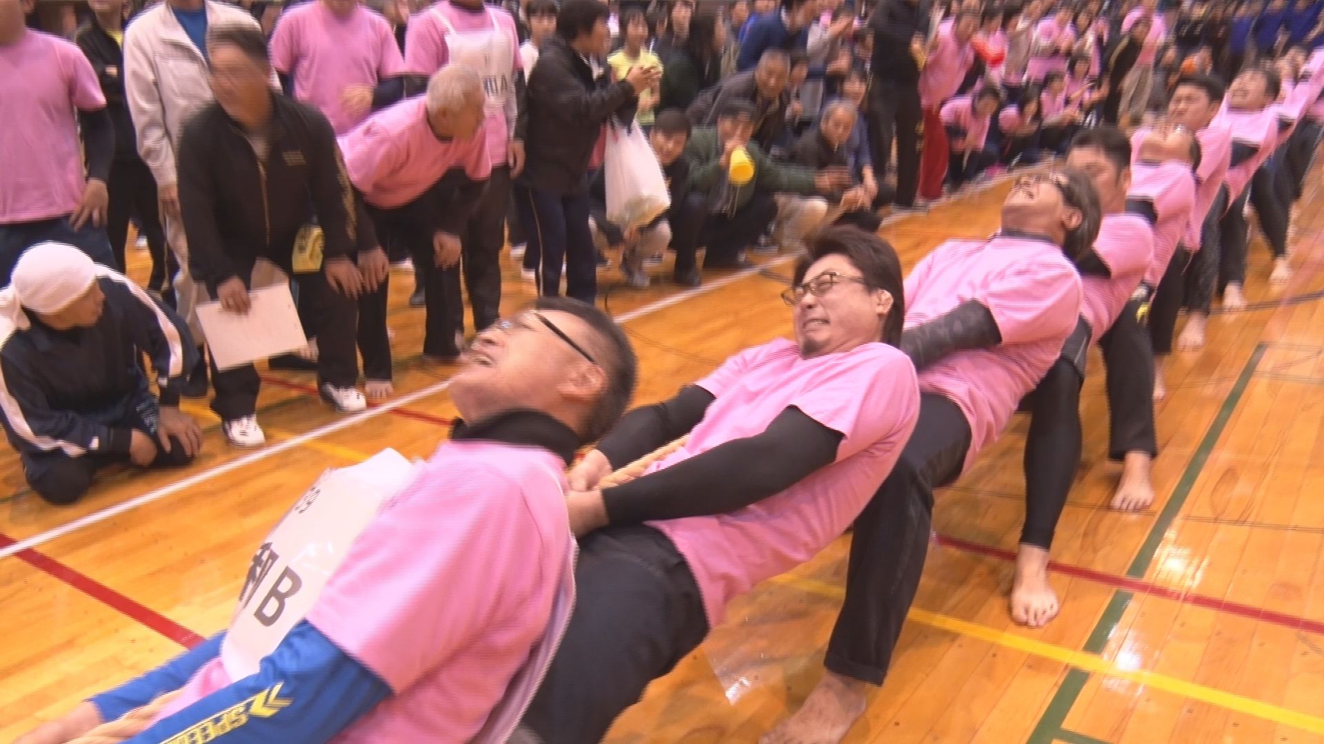 上越市ファミリー綱引き大会 大和Bが3年ぶり優勝