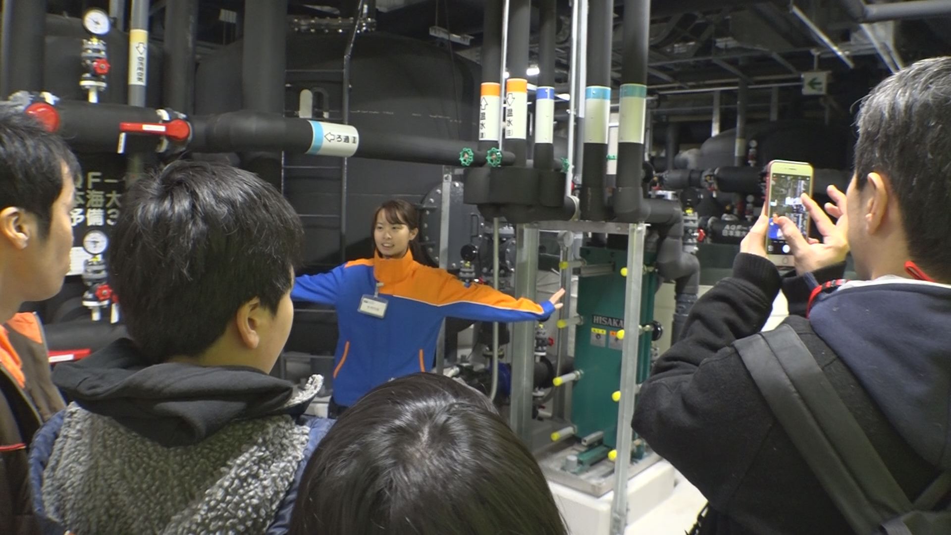 水族館の裏側を大公開 うみがたりバックヤードツアー