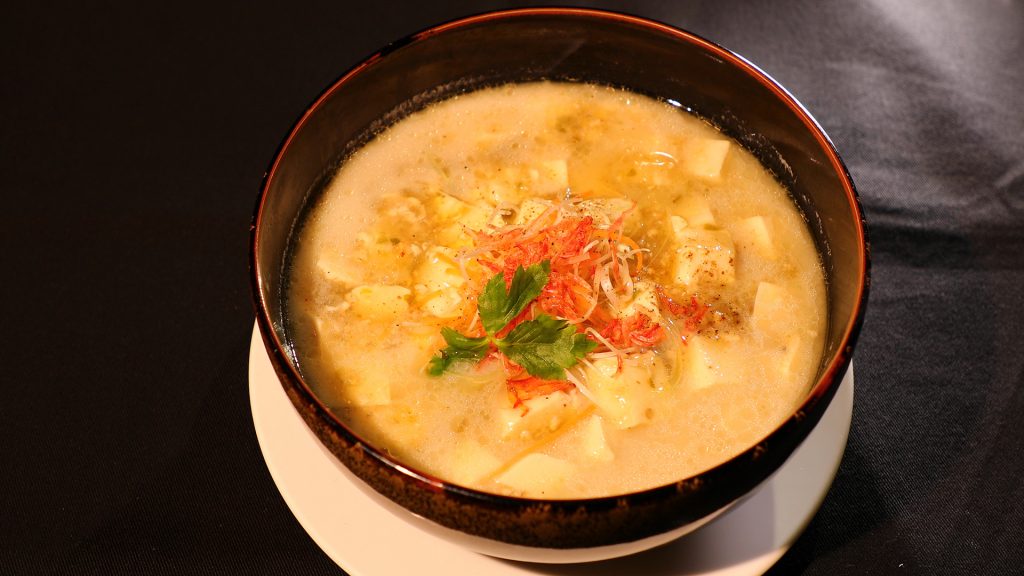 王華飯店（酒粕ラーメン1）