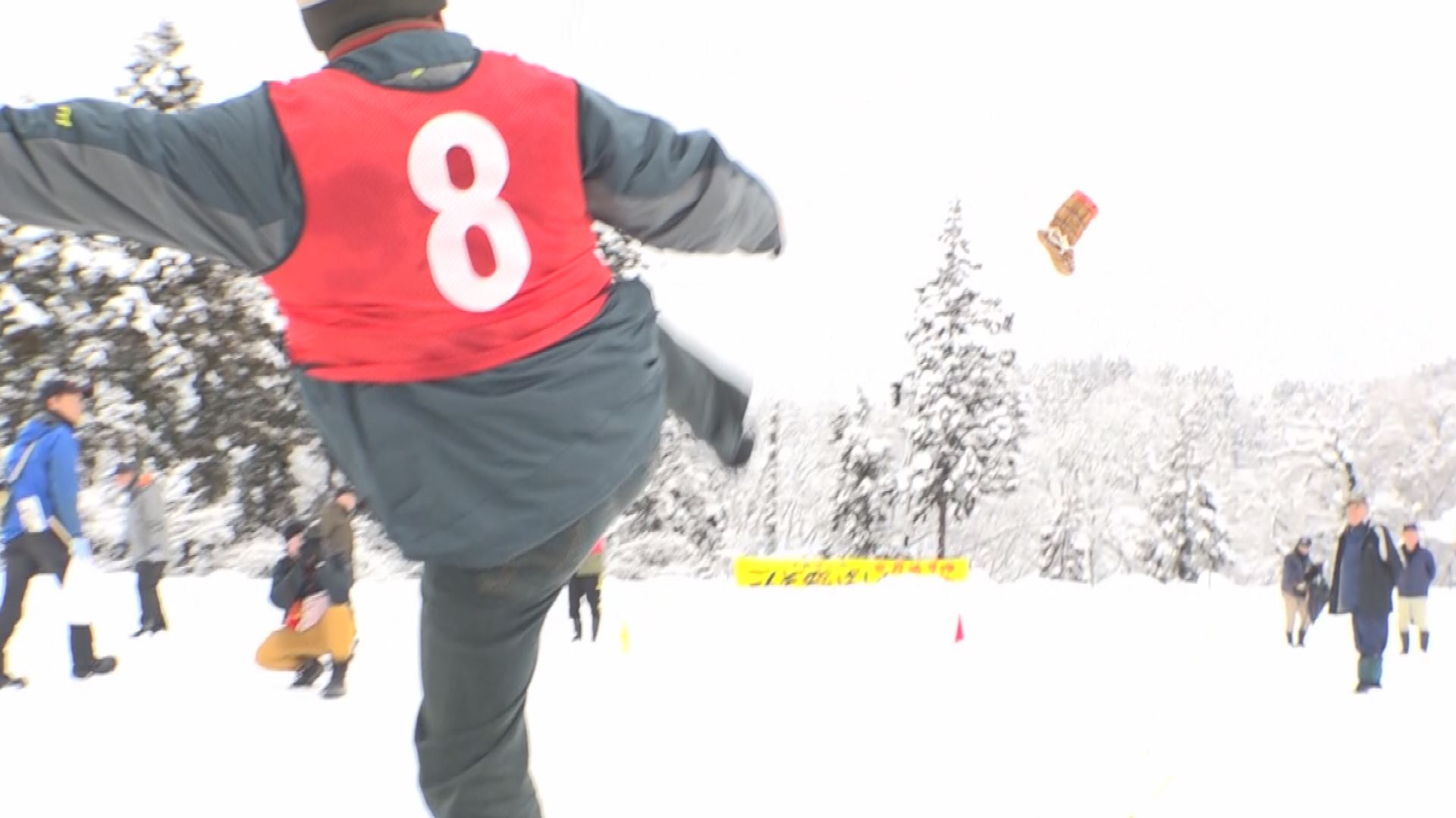 何メートル飛ぶ!? 牧区でごんぞ飛ばし世界選手権大会