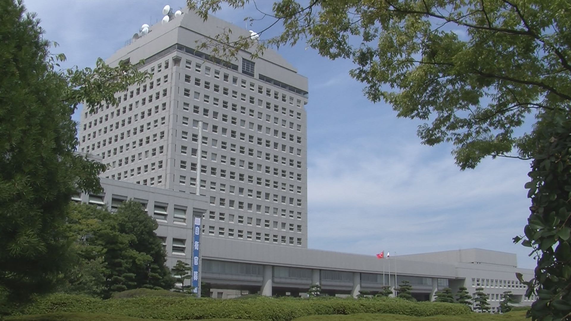 上越市区は少数激戦か 県議選立候補予定者説明会