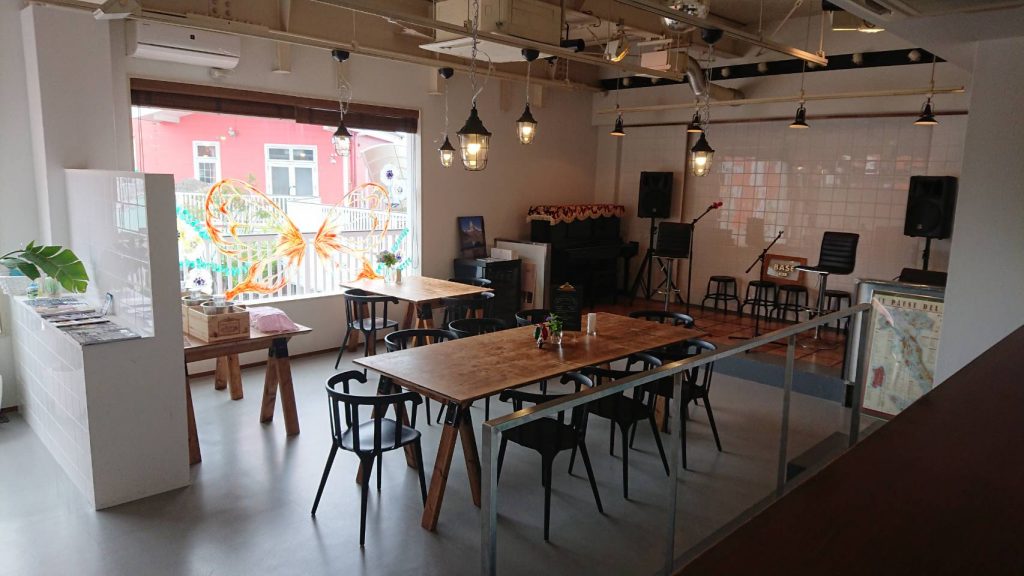 旅カフェ　TarTar BASE025  店内雑観