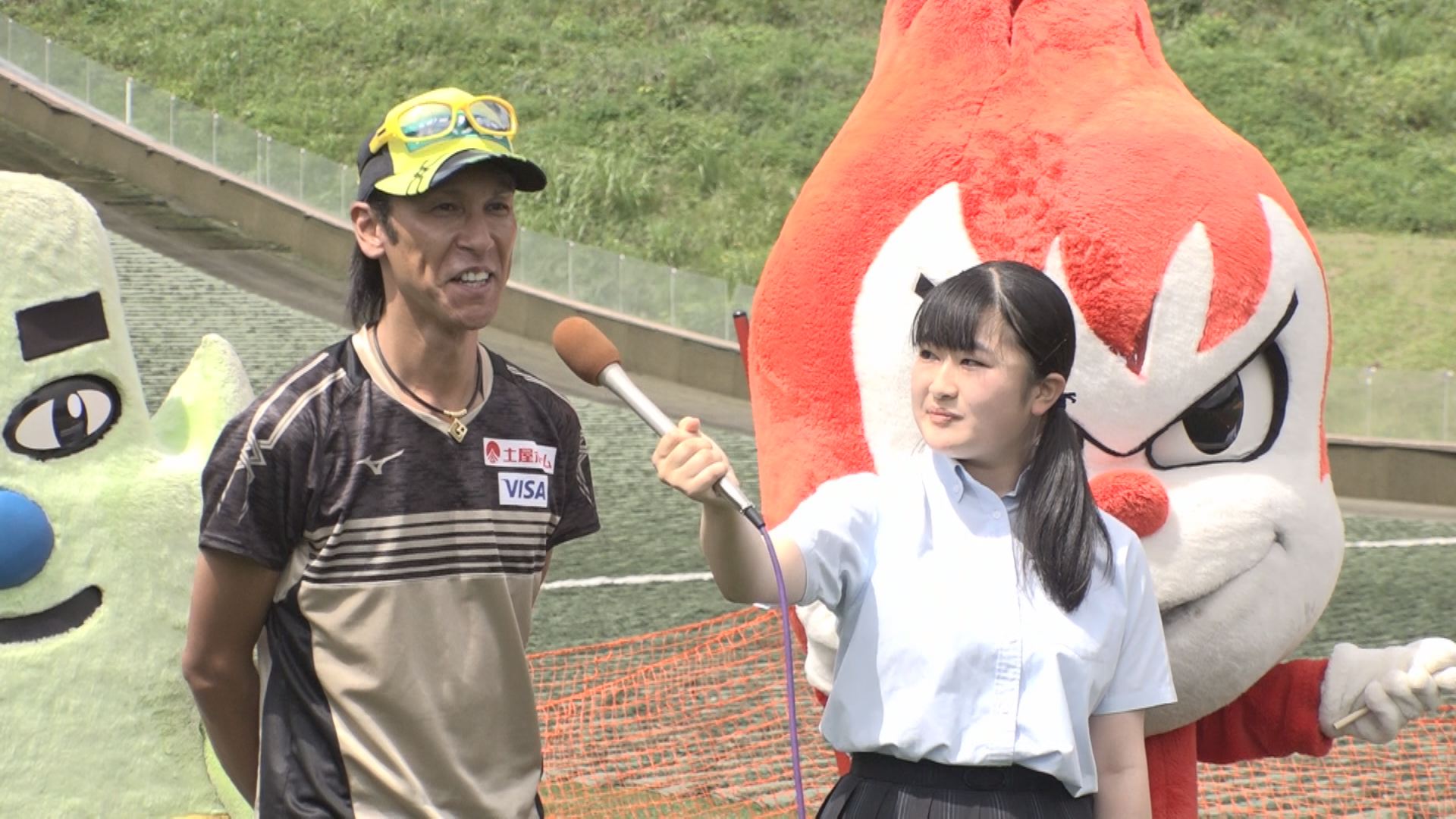 高校生が地元を取材　トップアスリートにインタビュー