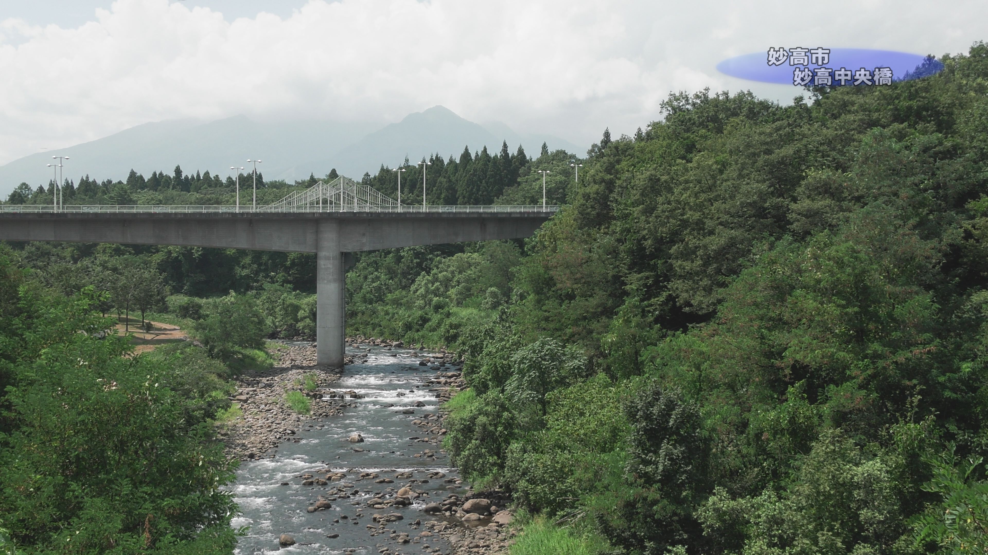 【動画】シンボルがいっぱい 妙高中央橋