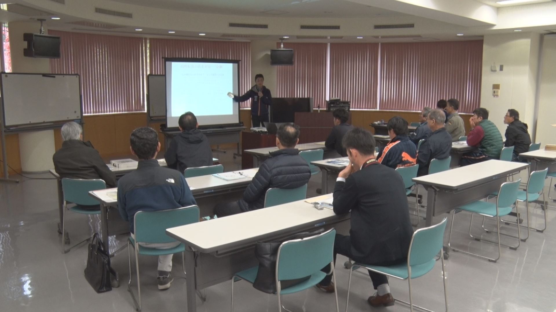 決め手はアンカー！屋根雪下ろし講習会