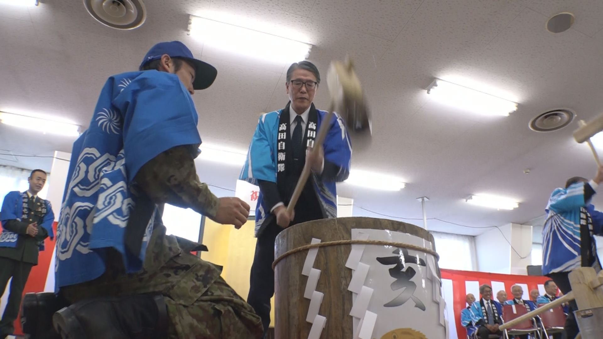 ご近所さんとどっこいしょ！高田駐屯地で恒例の餅つき