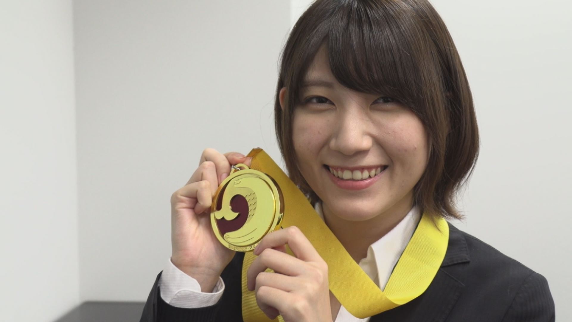 職人の笑顔がまぶしい！ 水澤操さん技能五輪「金」を報告