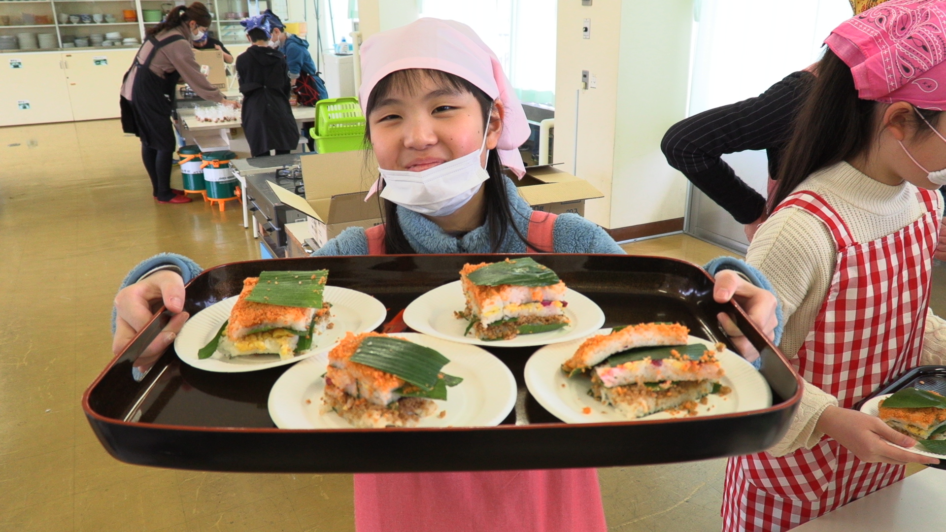 手作りの郷土料理をめしあがれ 南川小５年生