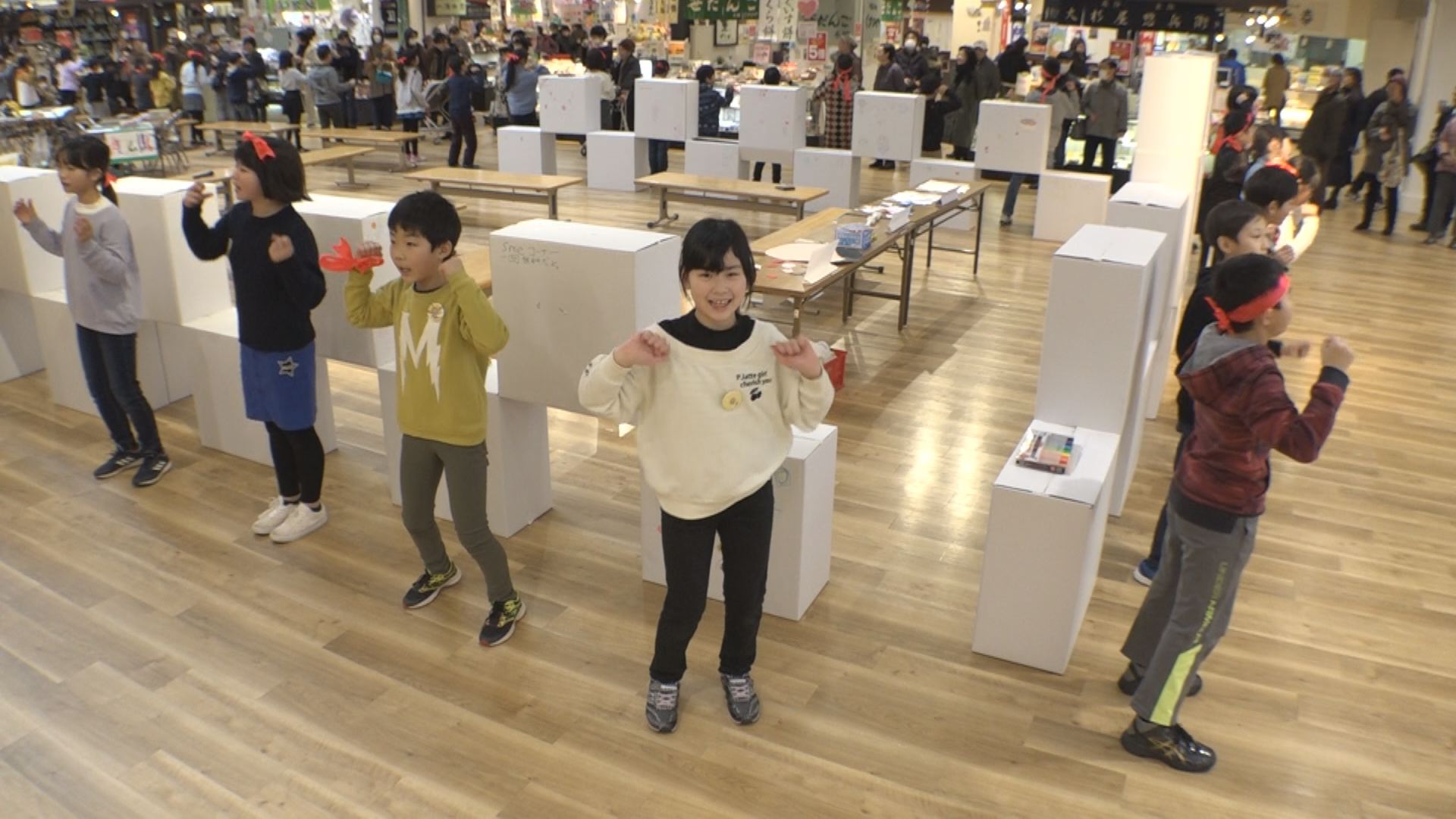 結ぼう心のリボン！直江津南小の児童がアートイベント開催