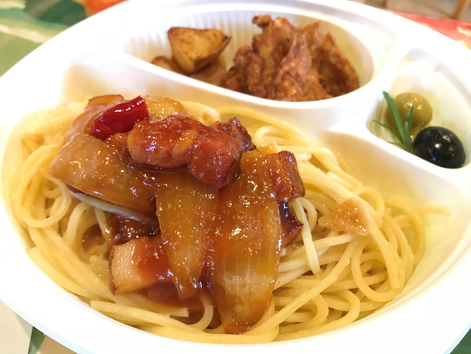 「Cannery Row（キャナリーロウ）」パスタ・ピザ・前菜♪
