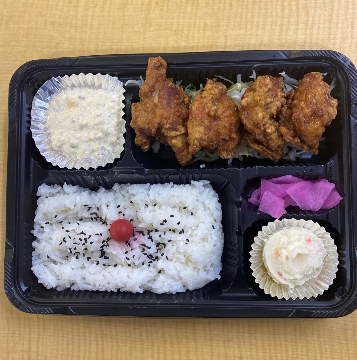 「とりからKING 上越店」トリカラ弁当♪