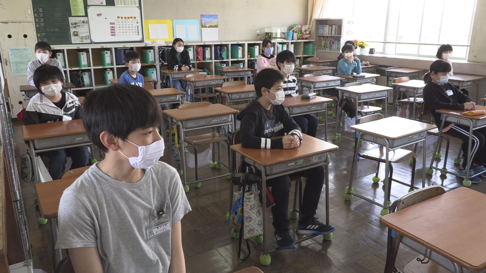 上越市の小中学校が再開 分散登校も