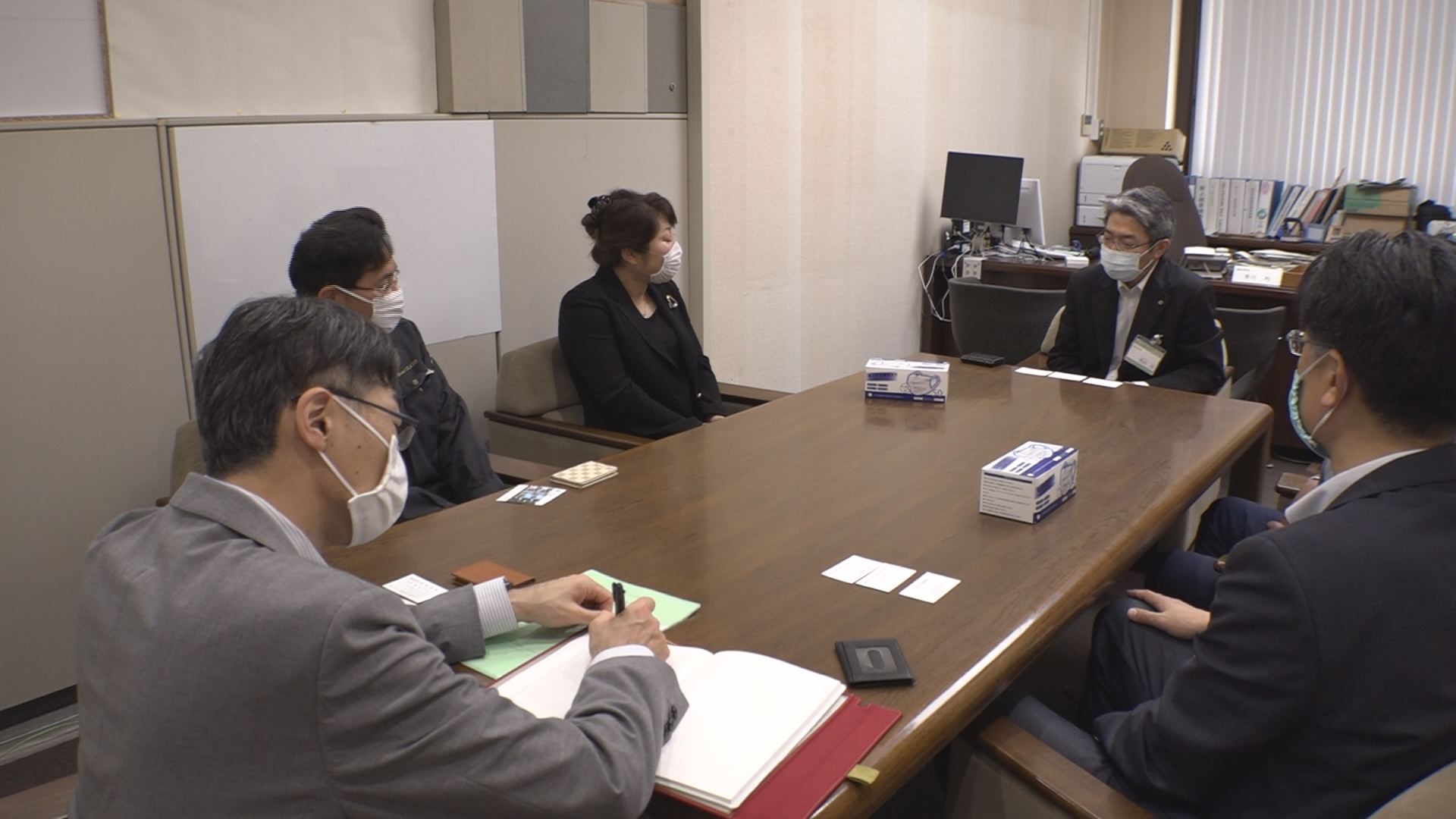 感謝のマスク2,000枚 嘉南商事が上越市に寄付