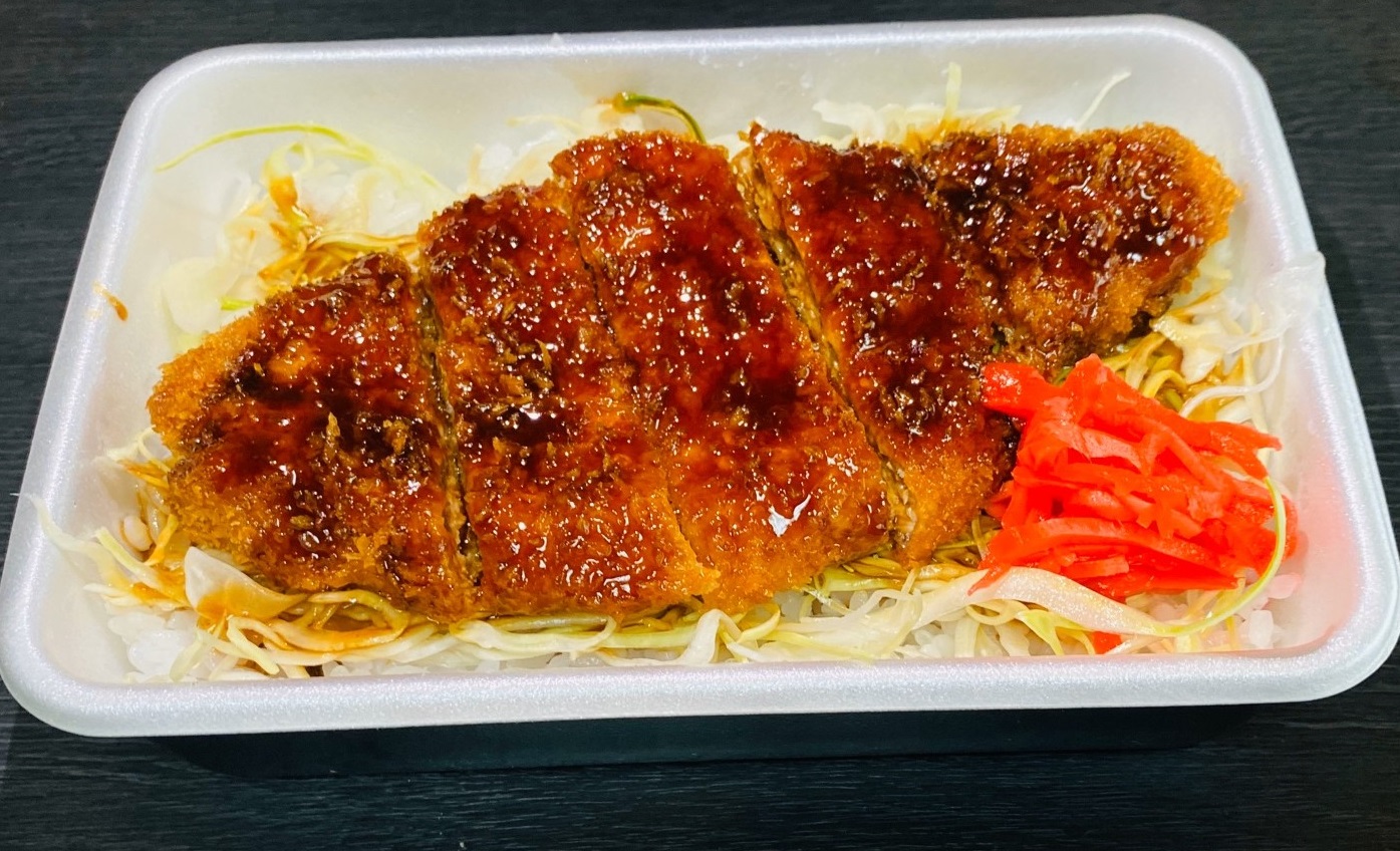 「旅館割烹 宮田屋」旅館のソースカツ丼♪