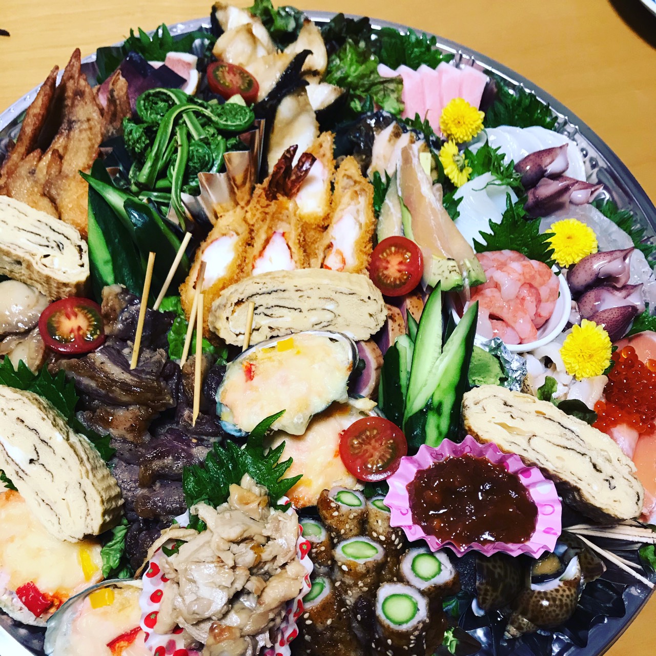 「清作」刺身に揚げ物ボリューム満点オードブル♪