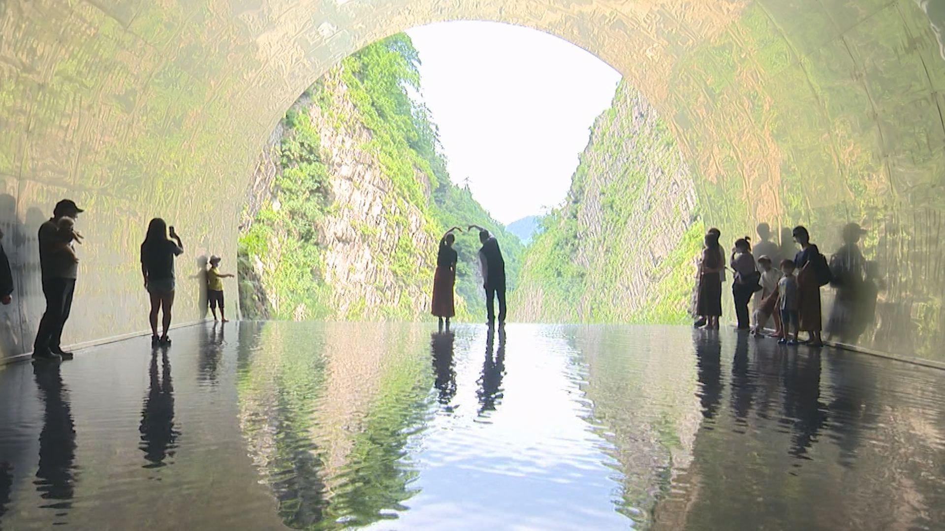 みんなで一緒に旅行気分♪清津峡渓谷トンネル